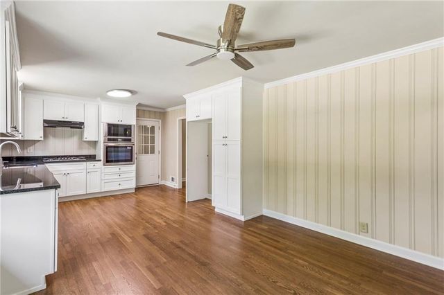 805 Gettysburg Trail NE, Kennesaw, GA 30144