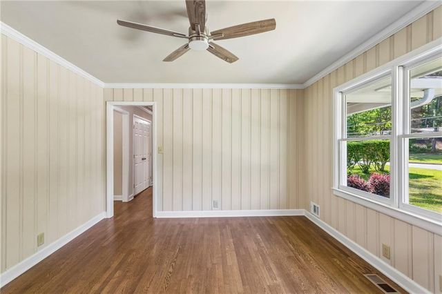 805 Gettysburg Trail NE, Kennesaw, GA 30144