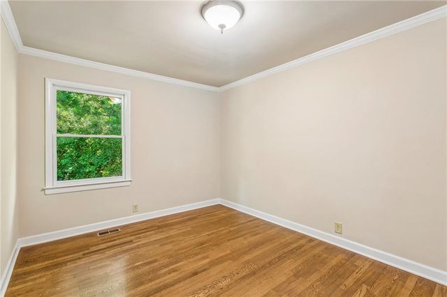 805 Gettysburg Trail NE, Kennesaw, GA 30144