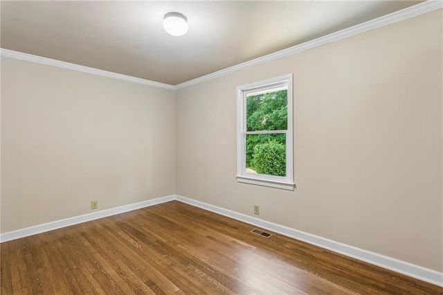 805 Gettysburg Trail NE, Kennesaw, GA 30144