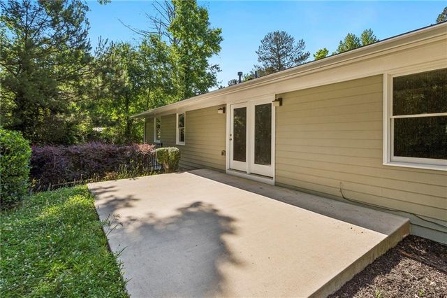 805 Gettysburg Trail NE, Kennesaw, GA 30144