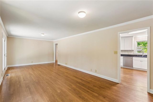 805 Gettysburg Trail NE, Kennesaw, GA 30144