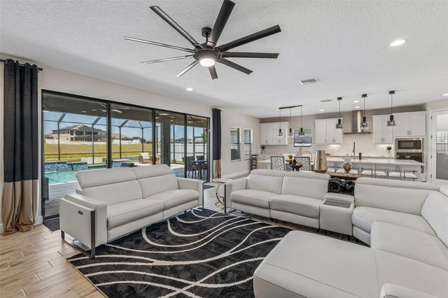 13154 TWIN BRIDGES DRIVE, Riverview, FL 33579