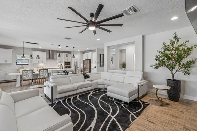 13154 TWIN BRIDGES DRIVE, Riverview, FL 33579