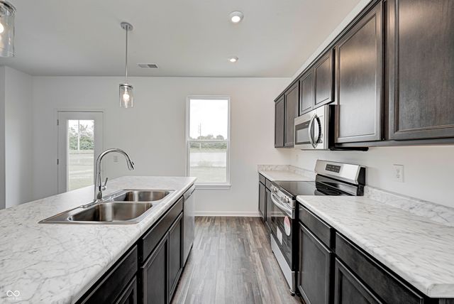 7514 Firecrest Lane, Camby, IN 46113