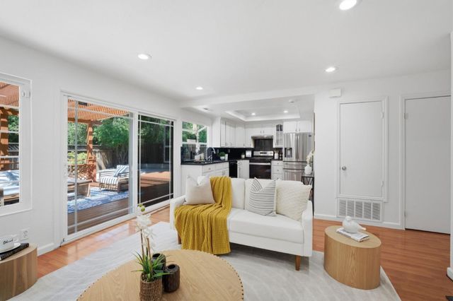 3350 Woodside Lane, San Jose, CA 95121