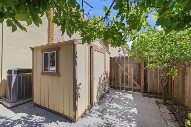 3350 Woodside Lane, San Jose, CA 95121