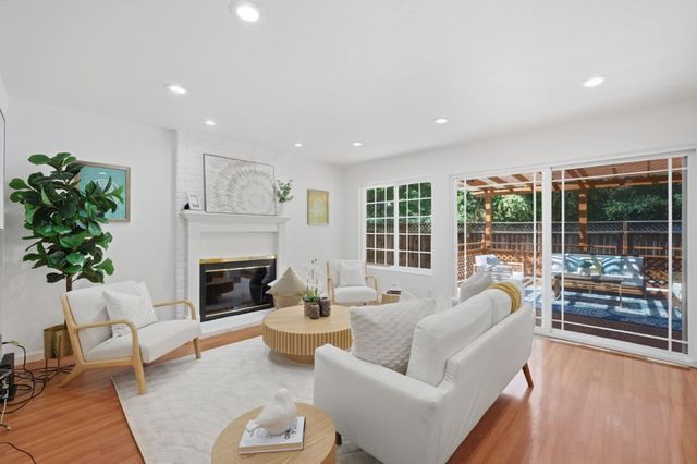3350 Woodside Lane, San Jose, CA 95121