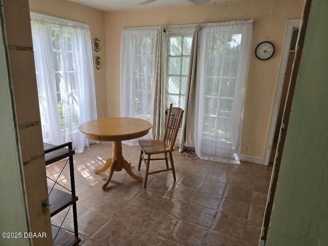 542 Westmoreland Road, Daytona Beach, FL 32114