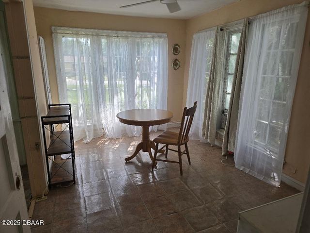 542 Westmoreland Road, Daytona Beach, FL 32114