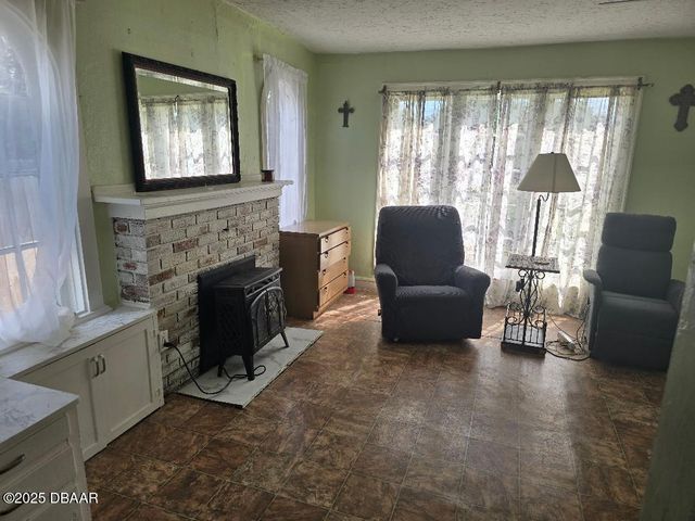542 Westmoreland Road, Daytona Beach, FL 32114