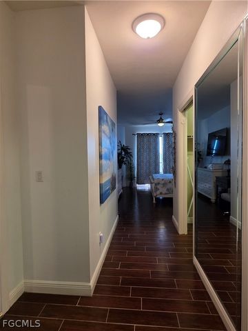 5706 Cape Harbour DR 211, Cape Coral, FL 33914