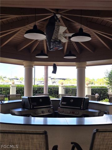 5706 Cape Harbour DR 211, Cape Coral, FL 33914