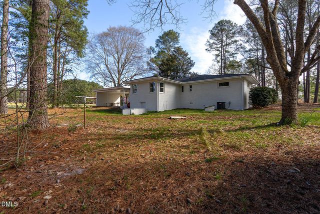 194 Furney Pearce Road, Zebulon, NC 27597