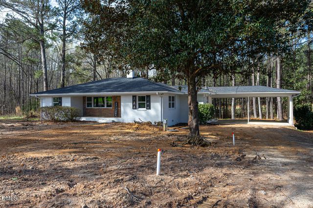 194 Furney Pearce Road, Zebulon, NC 27597