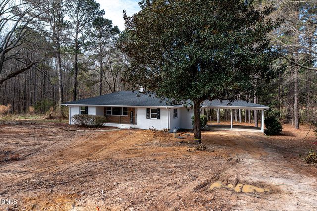 194 Furney Pearce Road, Zebulon, NC 27597