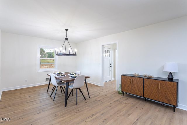 194 Furney Pearce Road, Zebulon, NC 27597