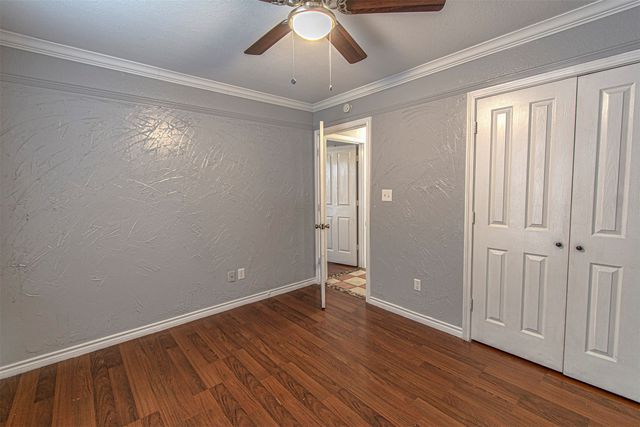 348 Craddock Drive, Glenn Heights, TX 75154