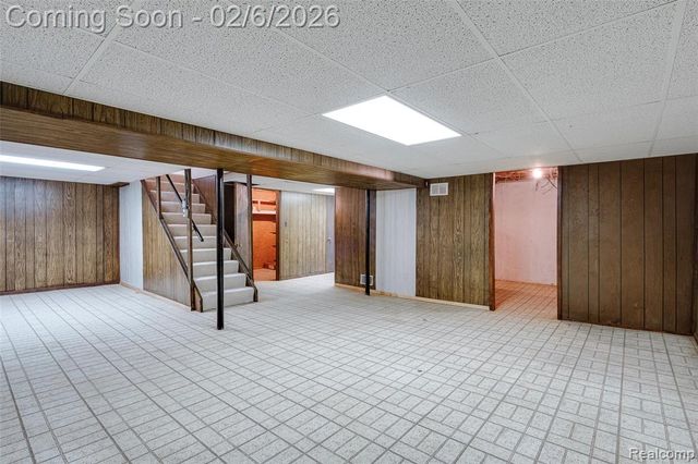 39615 Village Wood Lane, Novi, MI 48375