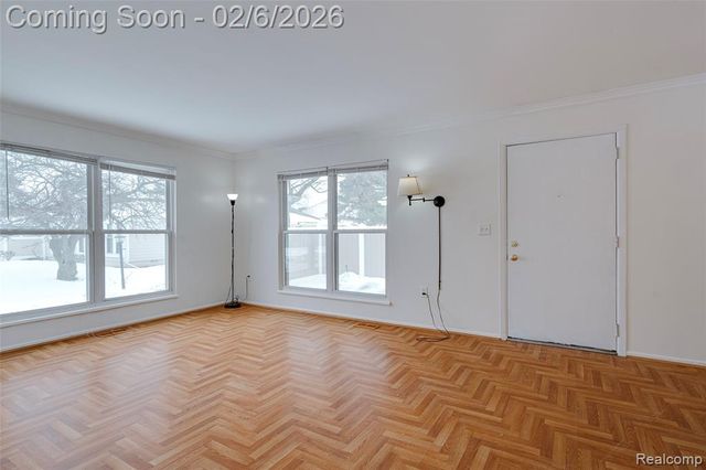 39615 Village Wood Lane, Novi, MI 48375