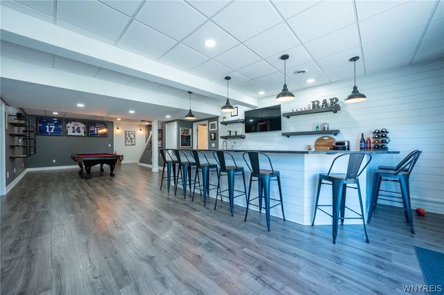 5670 Meadowglen Drive, Clarence, NY 14032