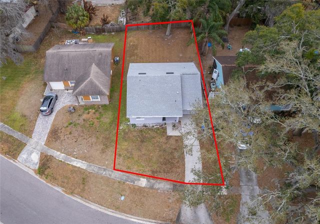 207 LAKE DRIVE, Orlando, FL 32835