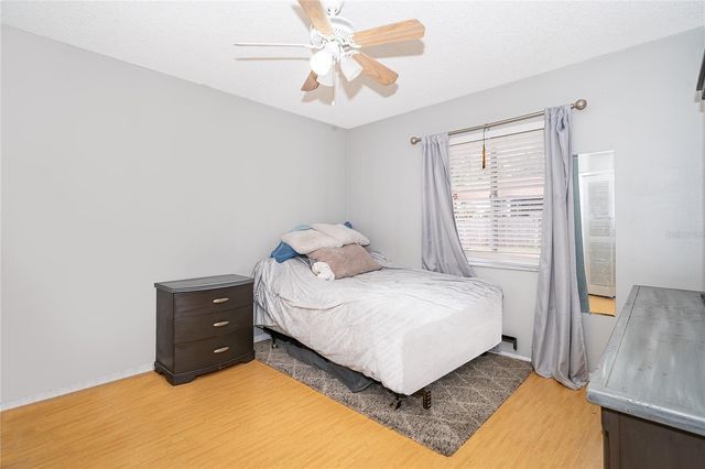 207 LAKE DRIVE, Orlando, FL 32835