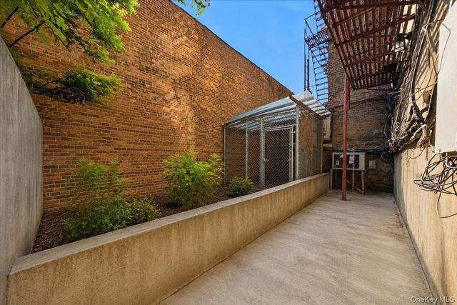 536 E 138th Street 8, Bronx, NY 10454