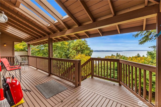 6329 Dash Point Boulevard NE, Tacoma, WA 98422