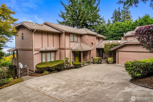 6329 Dash Point Boulevard NE, Tacoma, WA 98422