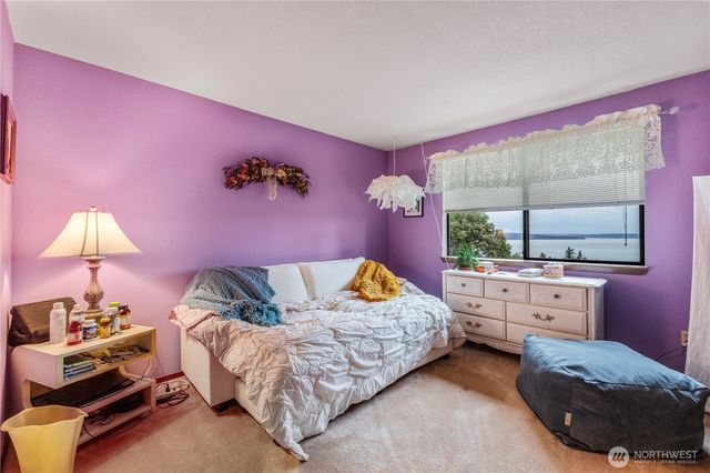 6329 Dash Point Boulevard NE, Tacoma, WA 98422