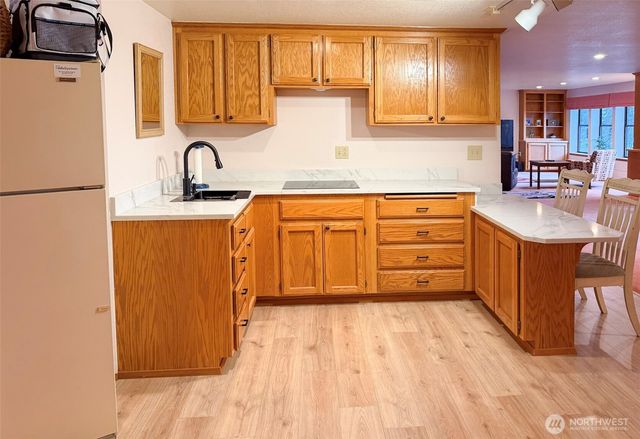 6329 Dash Point Boulevard NE, Tacoma, WA 98422