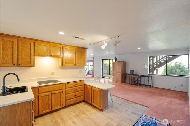 6329 Dash Point Boulevard NE, Tacoma, WA 98422