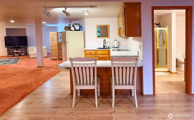 6329 Dash Point Boulevard NE, Tacoma, WA 98422