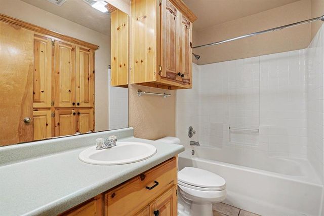 10970 220th Street, Blanchard, OK 73010