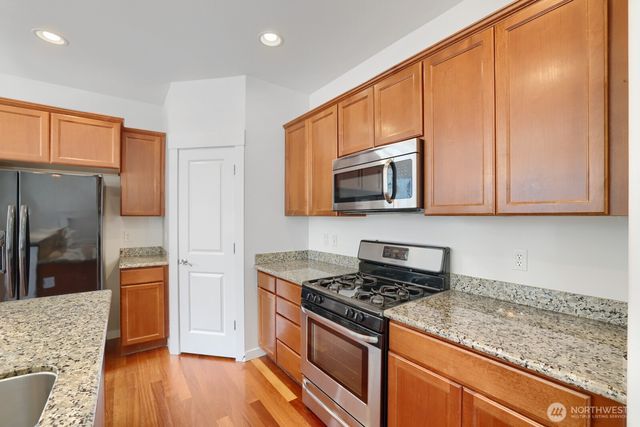 126 209th Place SW, Lynnwood, WA 98036