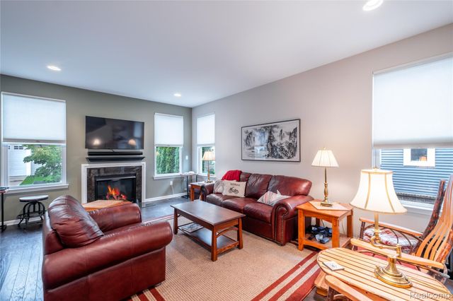 708 Hickory Street, Milford Village, MI 48381