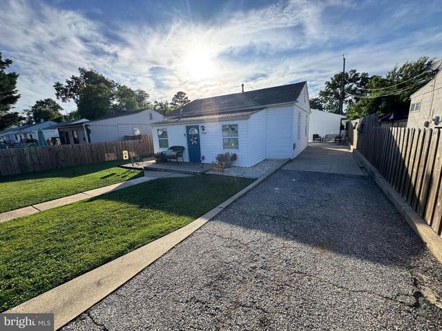 1730 EARHART RD, Essex, MD 21221