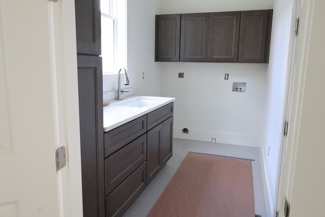 5703 Butternut Drive, Lewis Center, OH 43035