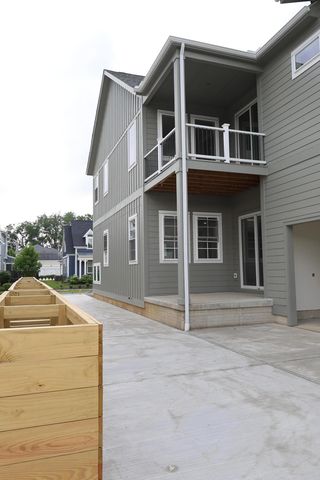 5703 Butternut Drive, Lewis Center, OH 43035