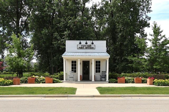 5703 Butternut Drive, Lewis Center, OH 43035