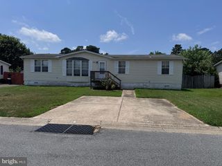 45851 N POTEAT CT, California, MD 20619