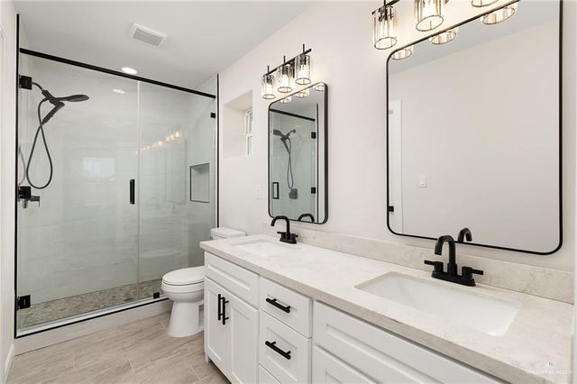 1325 S 9th Street, Alamo, TX 78516