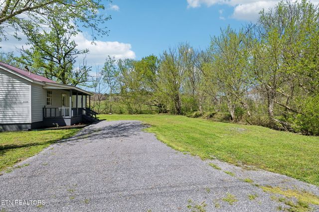 2535 Chapman Hwy, Sevierville, TN 37876