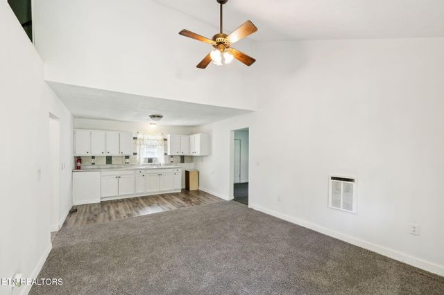 2535 Chapman Hwy, Sevierville, TN 37876