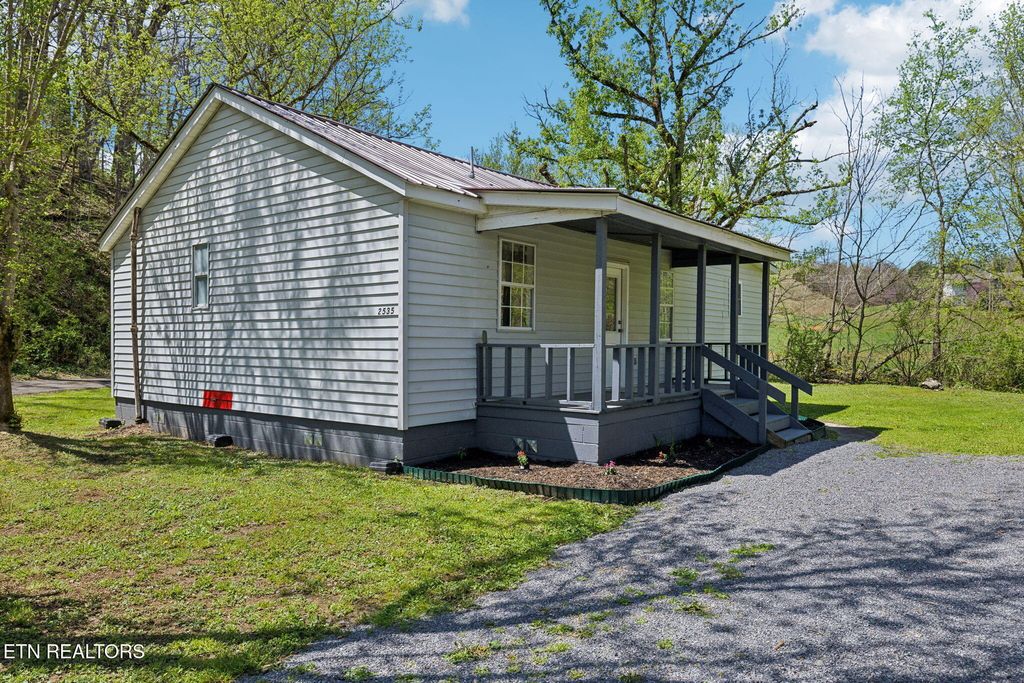 2535 Chapman Hwy, Sevierville, TN 37876