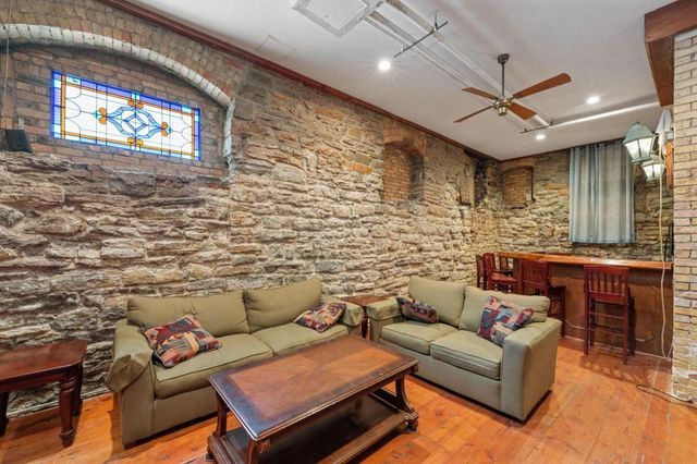 609 S 9th Street 8, Minneapolis, MN 55404