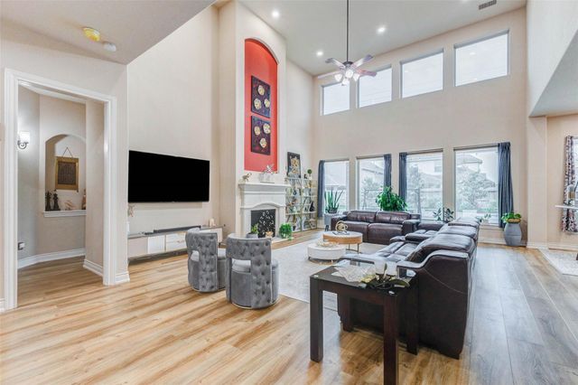 26927 Shoal Glen Lane, Katy, TX 77494