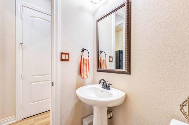26927 Shoal Glen Lane, Katy, TX 77494