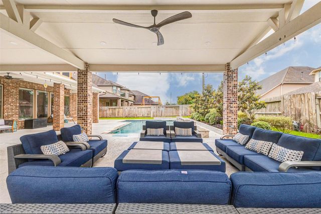 26927 Shoal Glen Lane, Katy, TX 77494